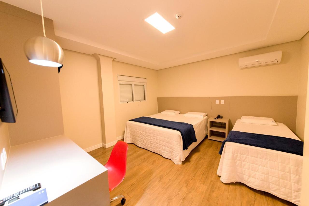 Hotel Hiber Chapecó Buitenkant foto