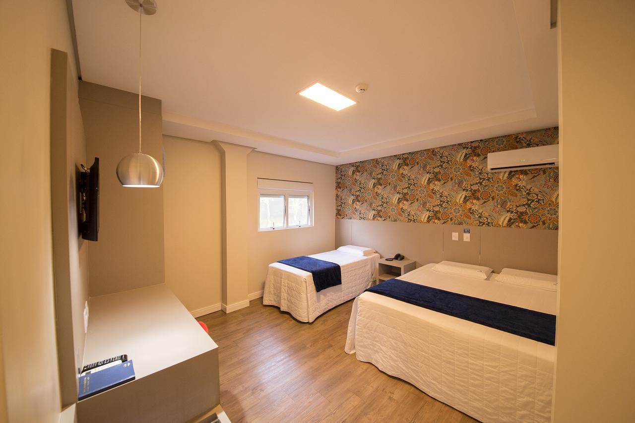Hotel Hiber Chapecó Buitenkant foto
